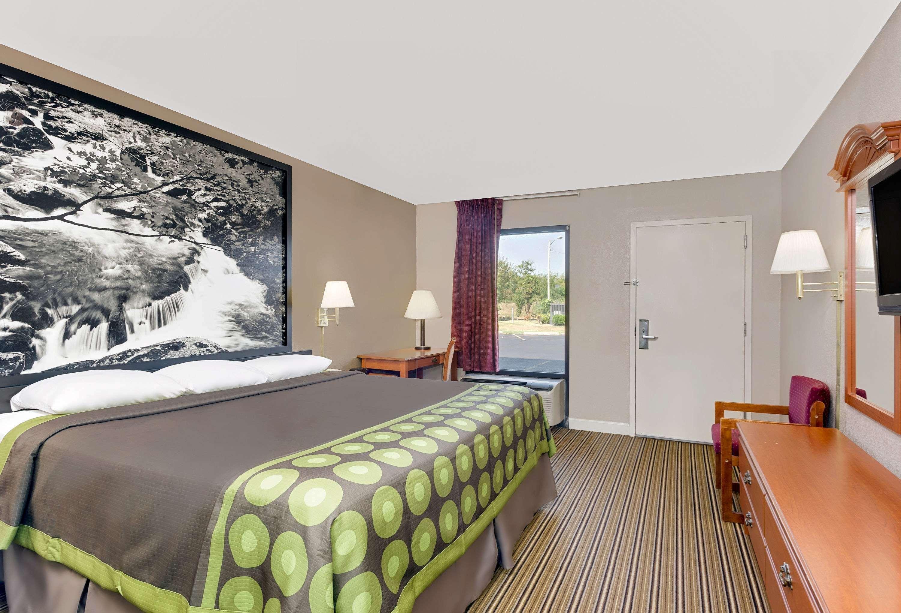 Super 8 By Wyndham Athens Motel Eksteriør billede