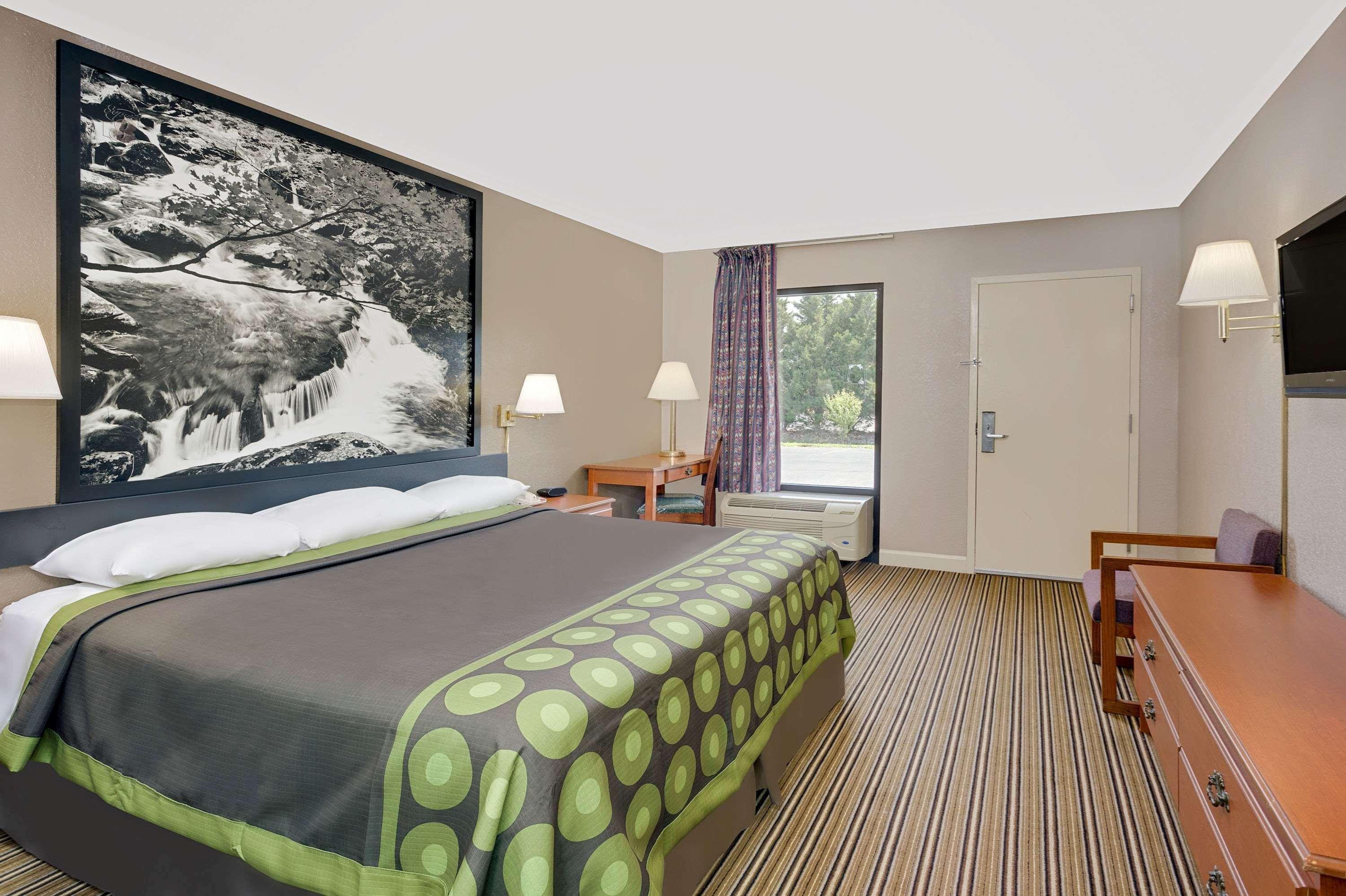 Super 8 By Wyndham Athens Motel Eksteriør billede